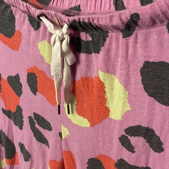 Medium(m) honeydew intimates animal print pajama lounge set crewneck joggers - Picture 8 of 8